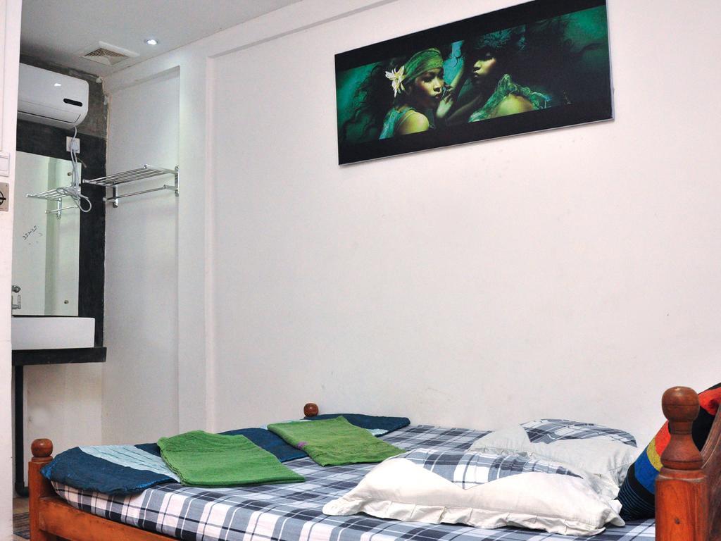 Sun Up Hotel Katunayake Exterior photo